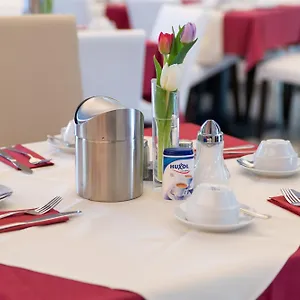 https://goethe.frankfurtammainhotels.com